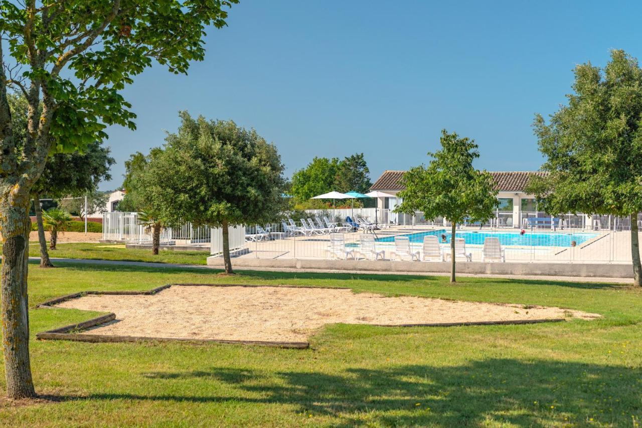 Aparthotel Azureva Fouras Exteriér fotografie