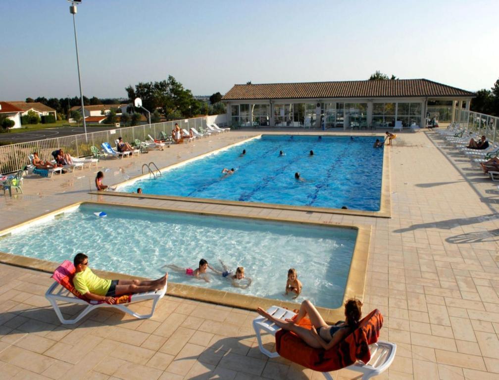 Aparthotel Azureva Fouras Exteriér fotografie